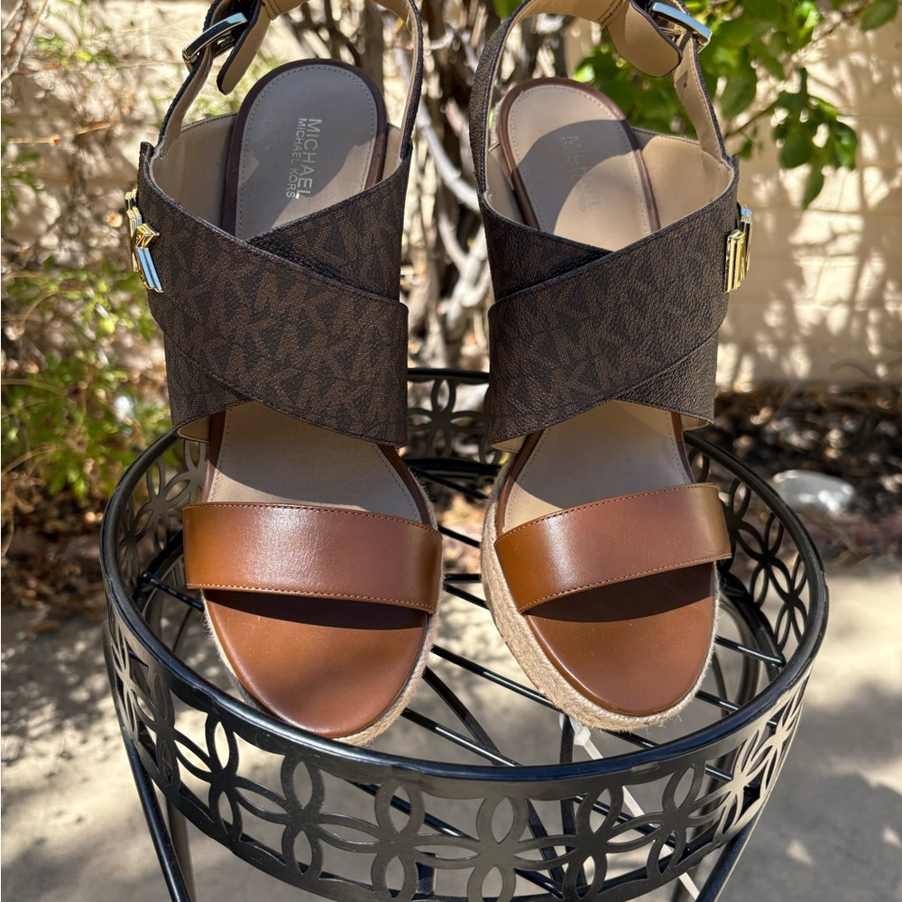 Michael Kors Tan and Brown Sandals